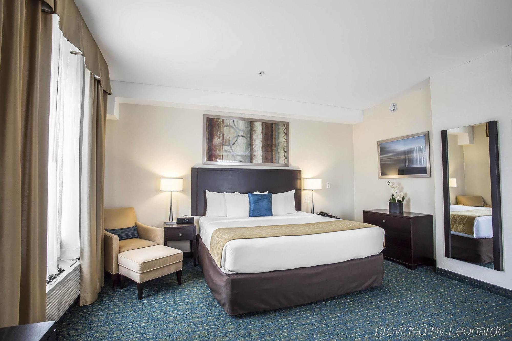 Comfort Hotel Bayer'S Lake Timberlea Exterior photo